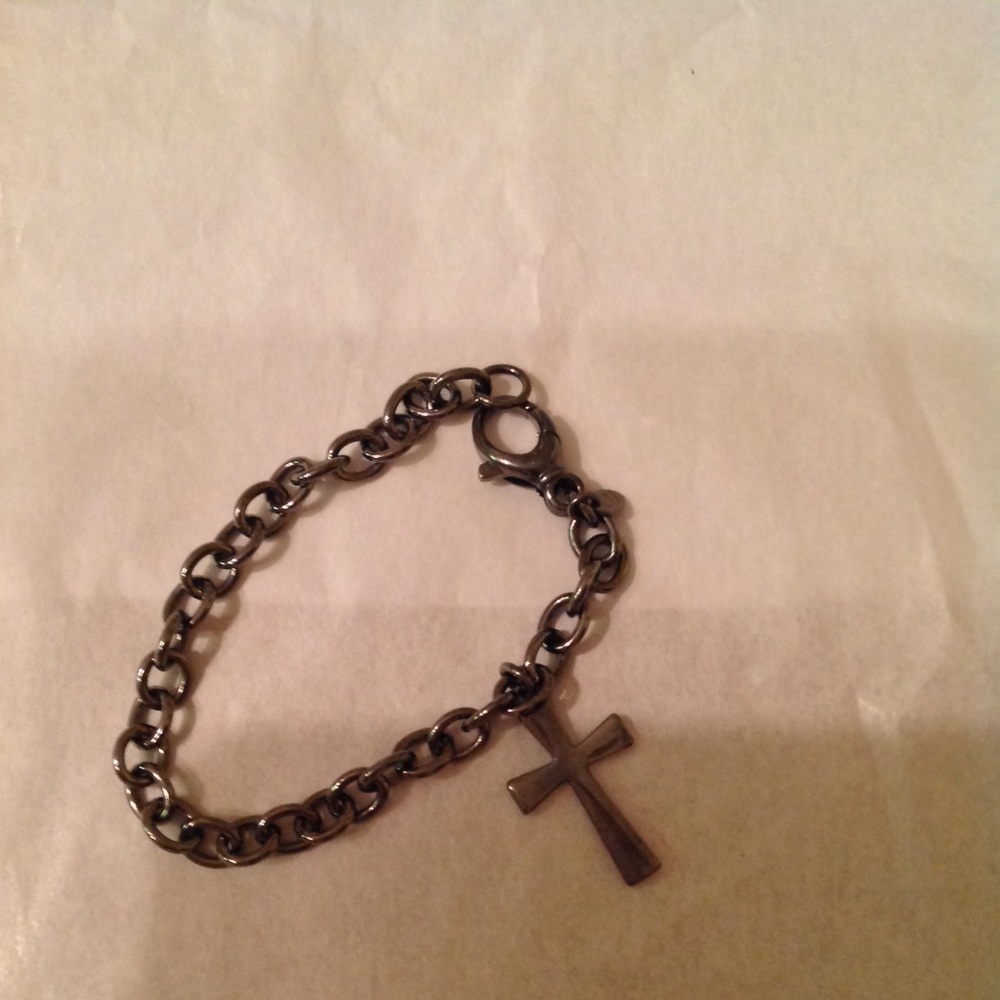 Cross bracelet - Picture 2 of 2